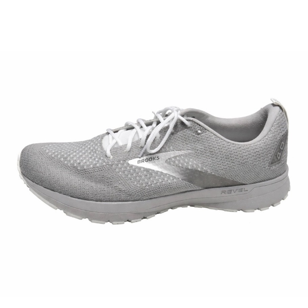 Brooks Revel 4 running shoes in a smoky gray/silver size 8